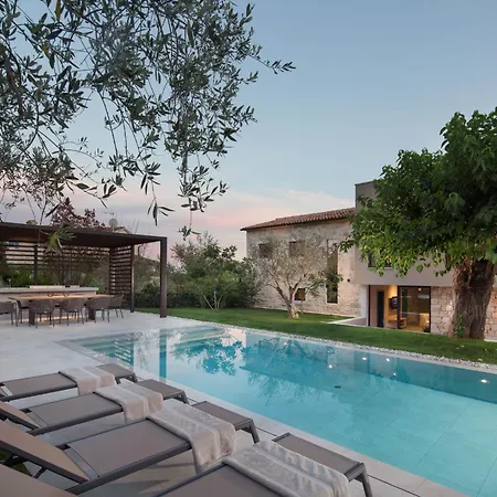 Melon By Interhome Porec