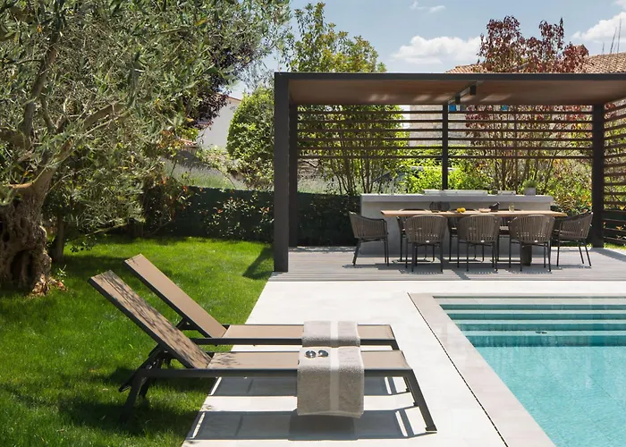 Villa Melon By Interhome Porec