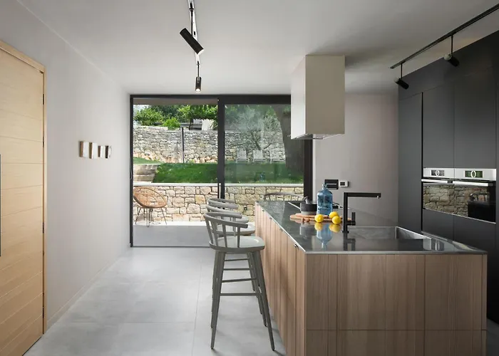 Melon By Interhome Porec